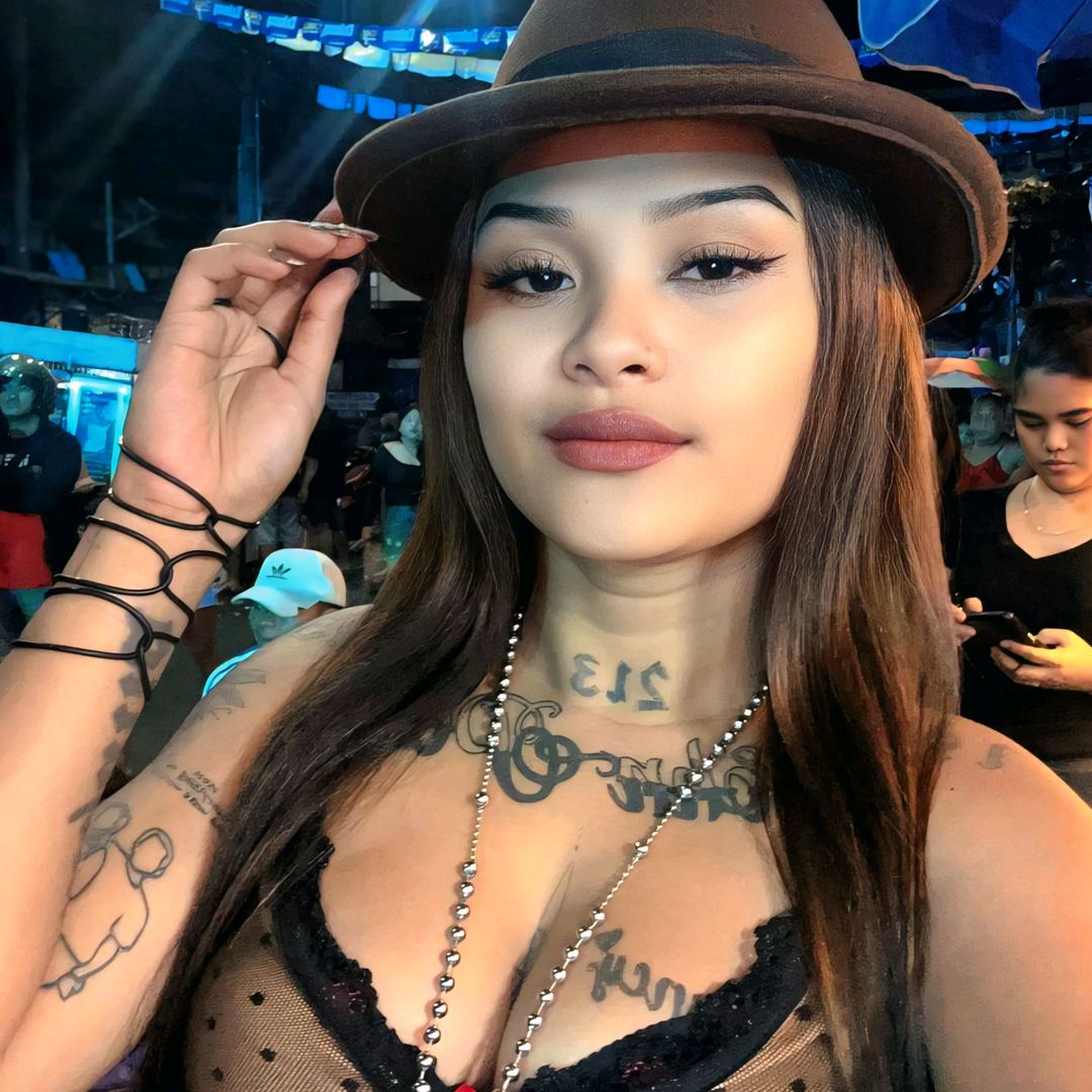 EL Chica Negra