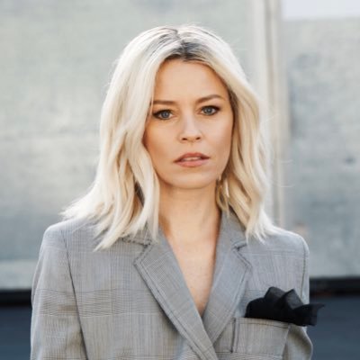 Elizabeth Banks ❄️