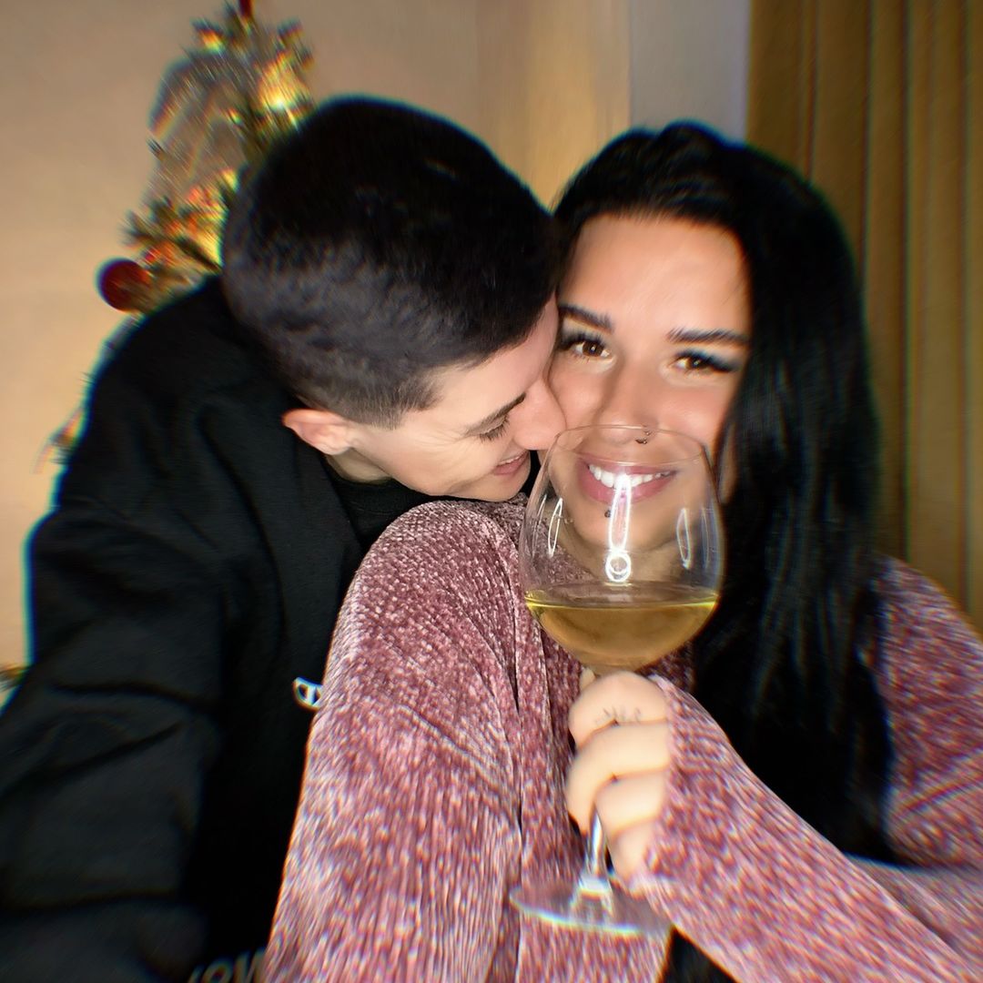ემა•