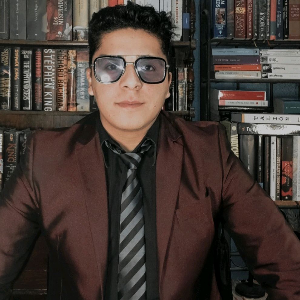 📚 Marco Reyes | Escritor ✍️