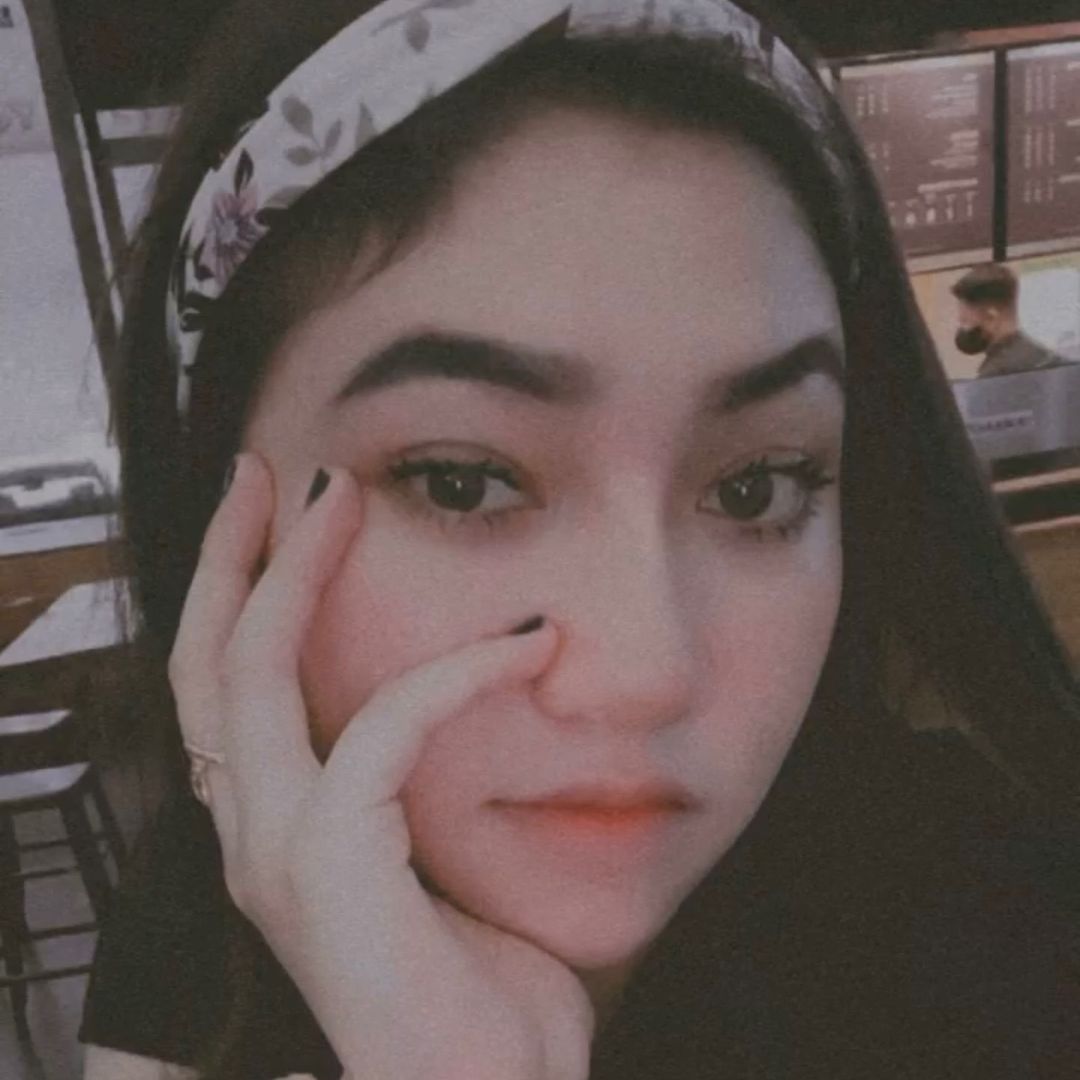 Panggil aja etaa✨