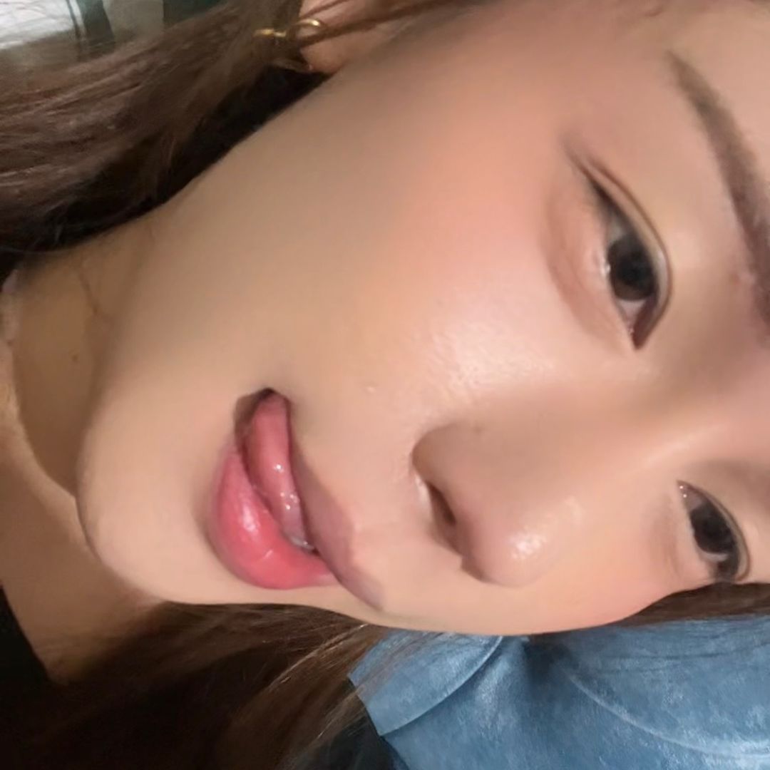yvone_