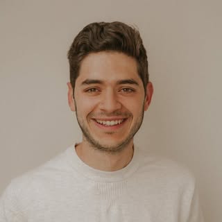 Fabián León