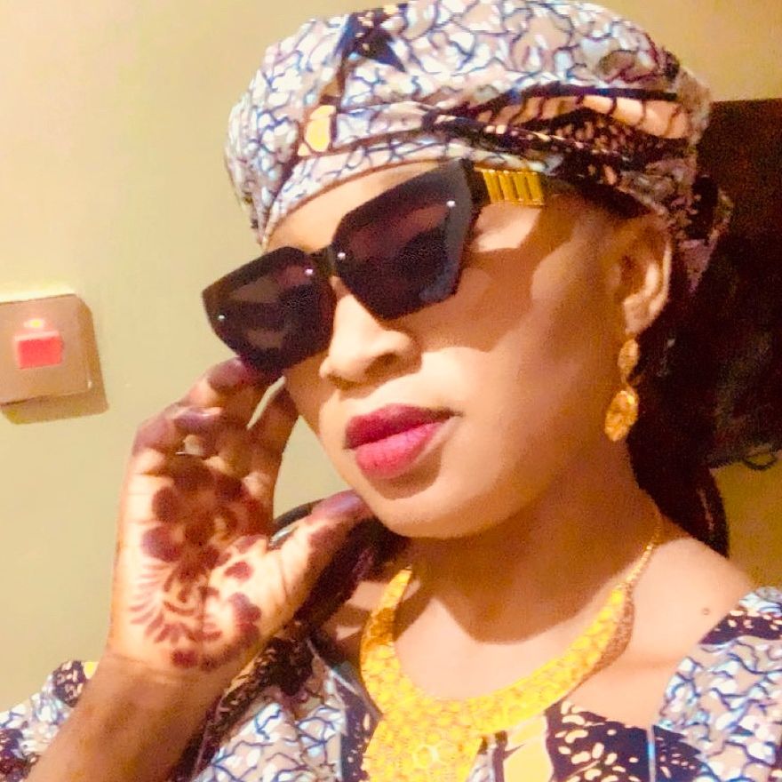 FIRSTLADY  TRIPLE R 👸🏻🫅