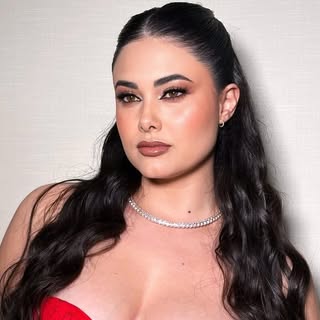 Bia Siqueira | beleza e cabelo