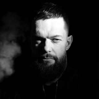 Finn Bálor  /  PRIN❌E