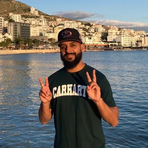 Travel Vlogger ✈︎