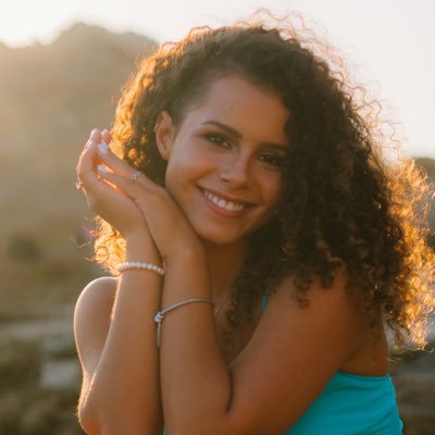 Gabriella Saraivah©