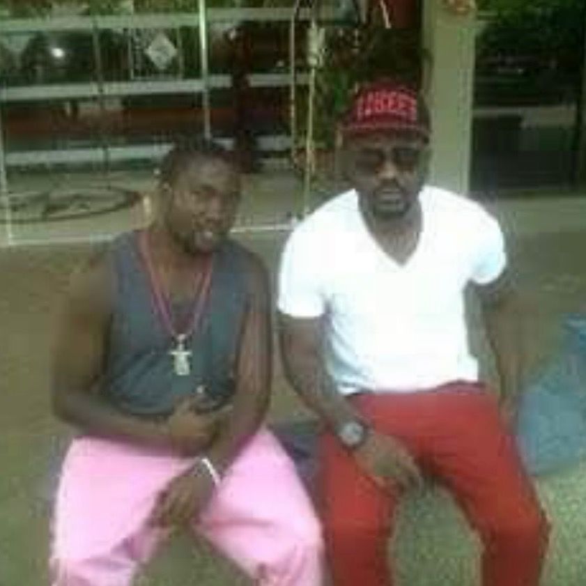 💰✌️R2bees_Abeleele👊🇳🇬 🇧🇯