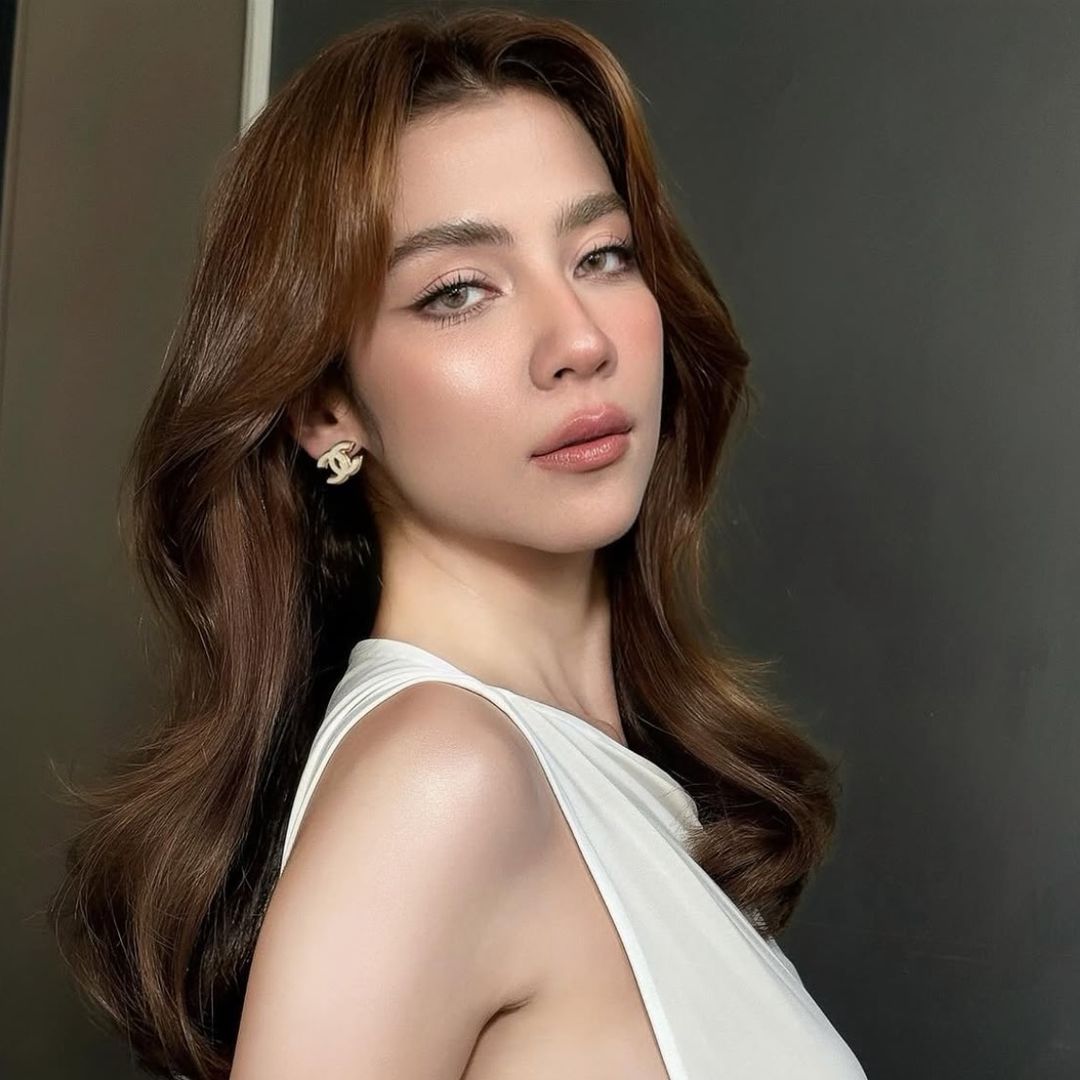 จีน่าร่างสอง