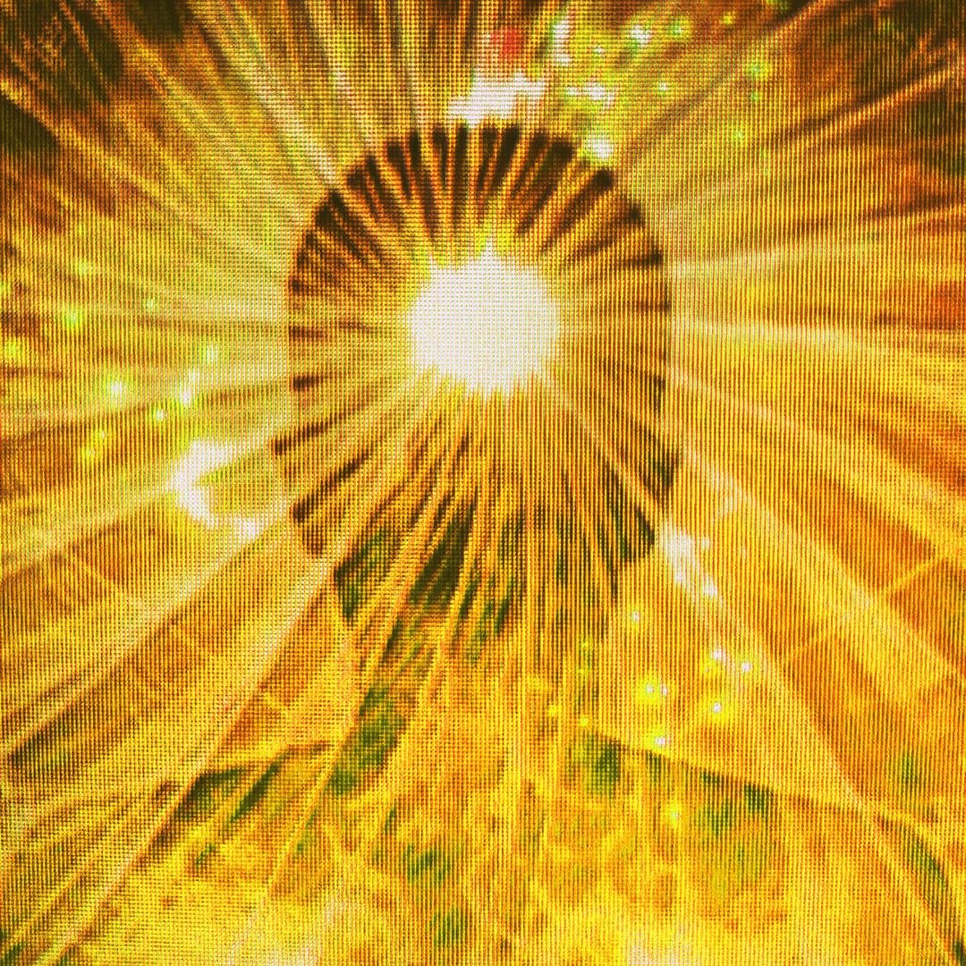 Golden Vibrations 🌟