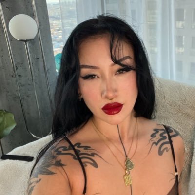 Mistress Max