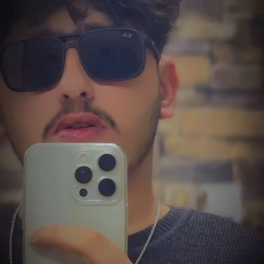 HAROON RUNI🖇️📌❤️‍🩹