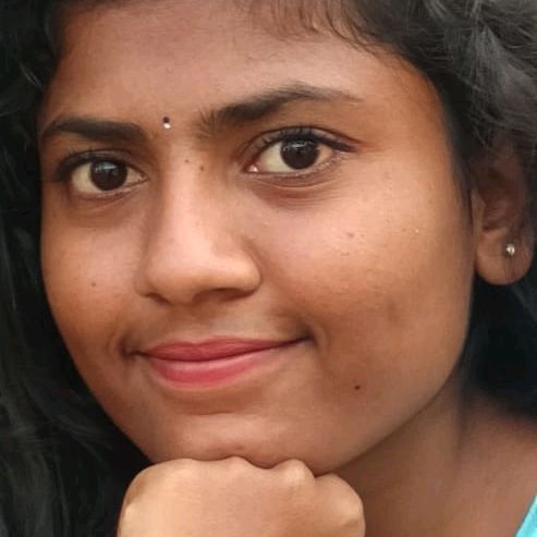 ♥️Anamika♥️