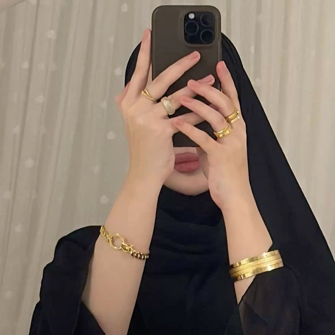 هاديه  مبارك🍃