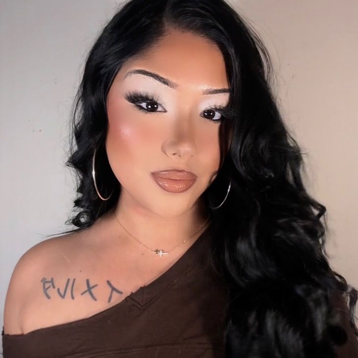 𐙚 Alanna 𐙚- Beauty Creator<3