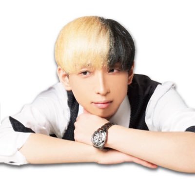 ヒカル公式アカウント