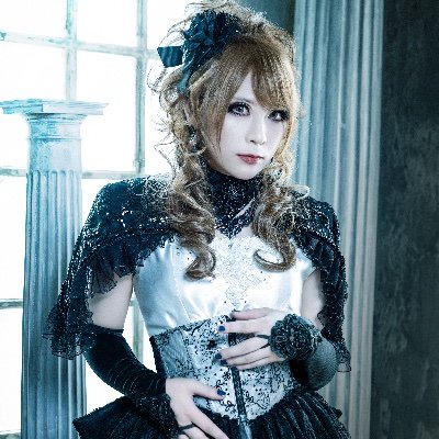HIZAKI