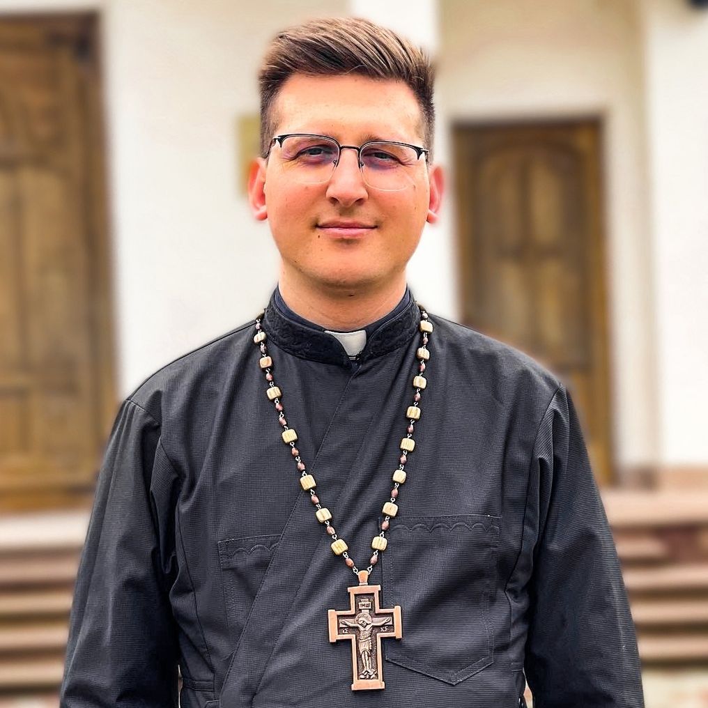Священник Іван Гнатюк