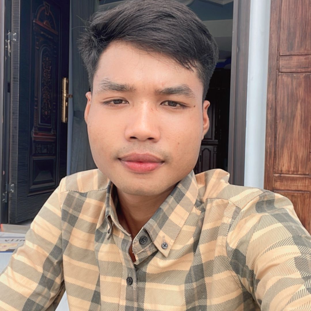 ជាងហុងម៉ៅការសាងសង់ផ្ទះ🏦