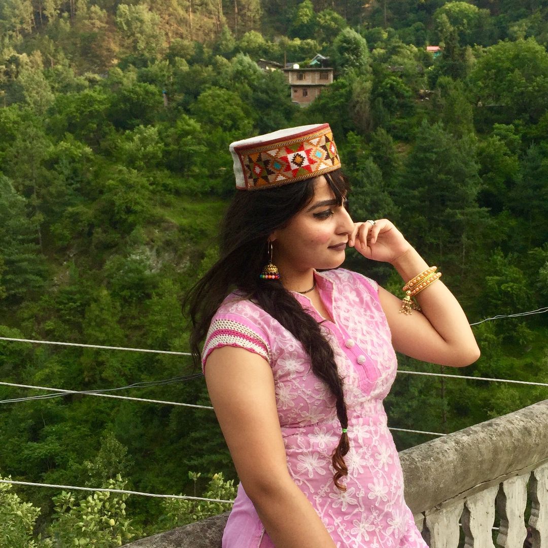 Tirthanvalley🏔Girl