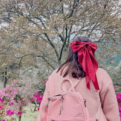 Aly Almario 🌑🌸