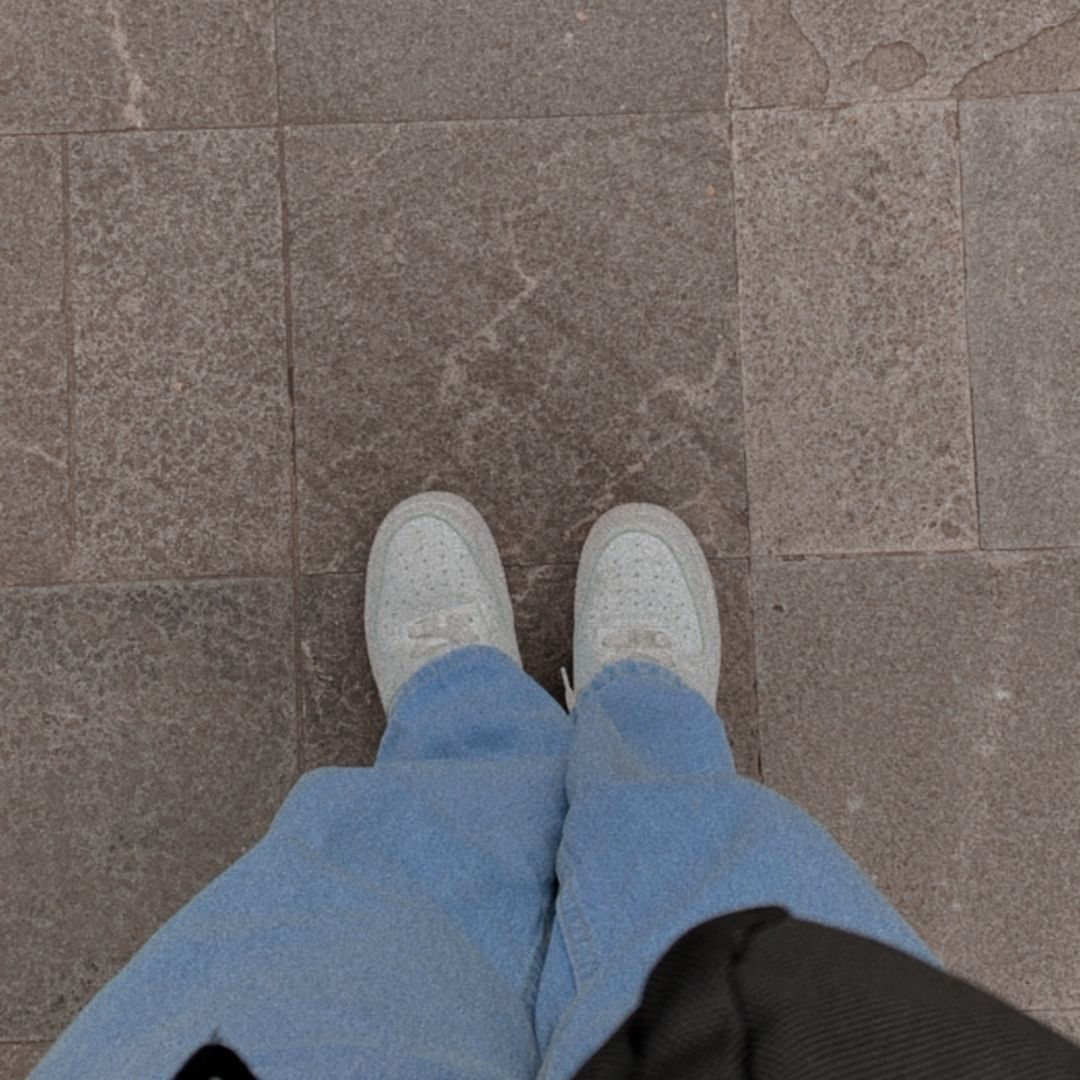 ☻