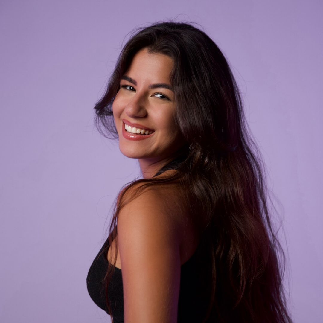 Lara Aquino - Inglês online
