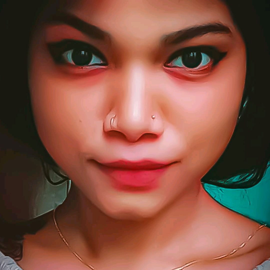 ᴀᵛᵃ ᴇᵐᵐᵃ