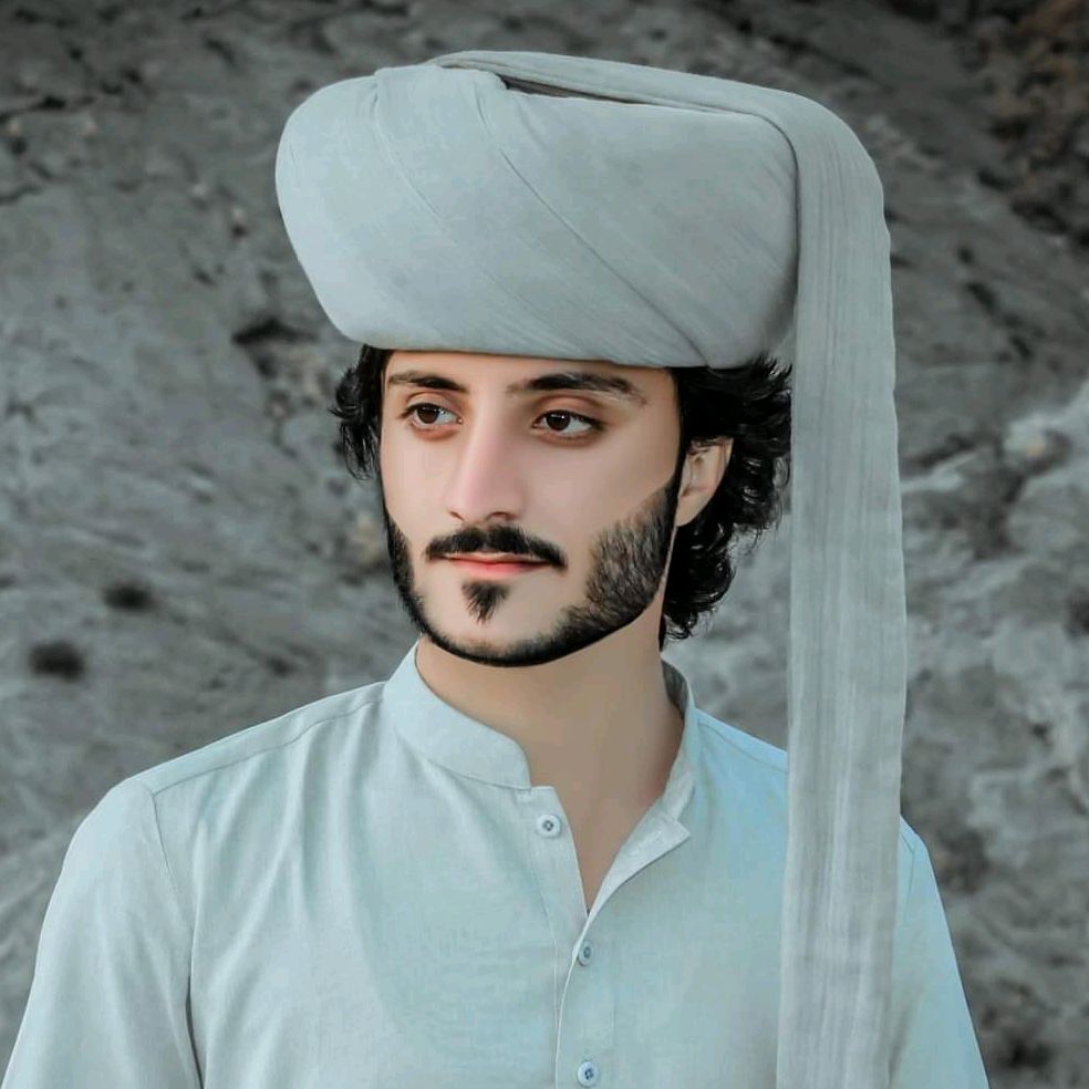 Ishfaq Baloch💫