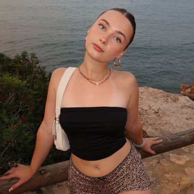 Emma 🖤