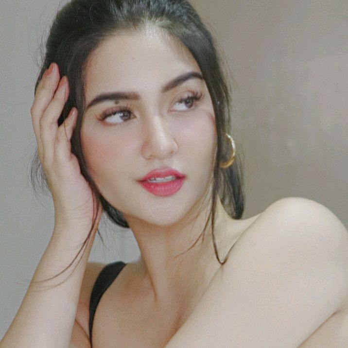 Jacqueline Raj