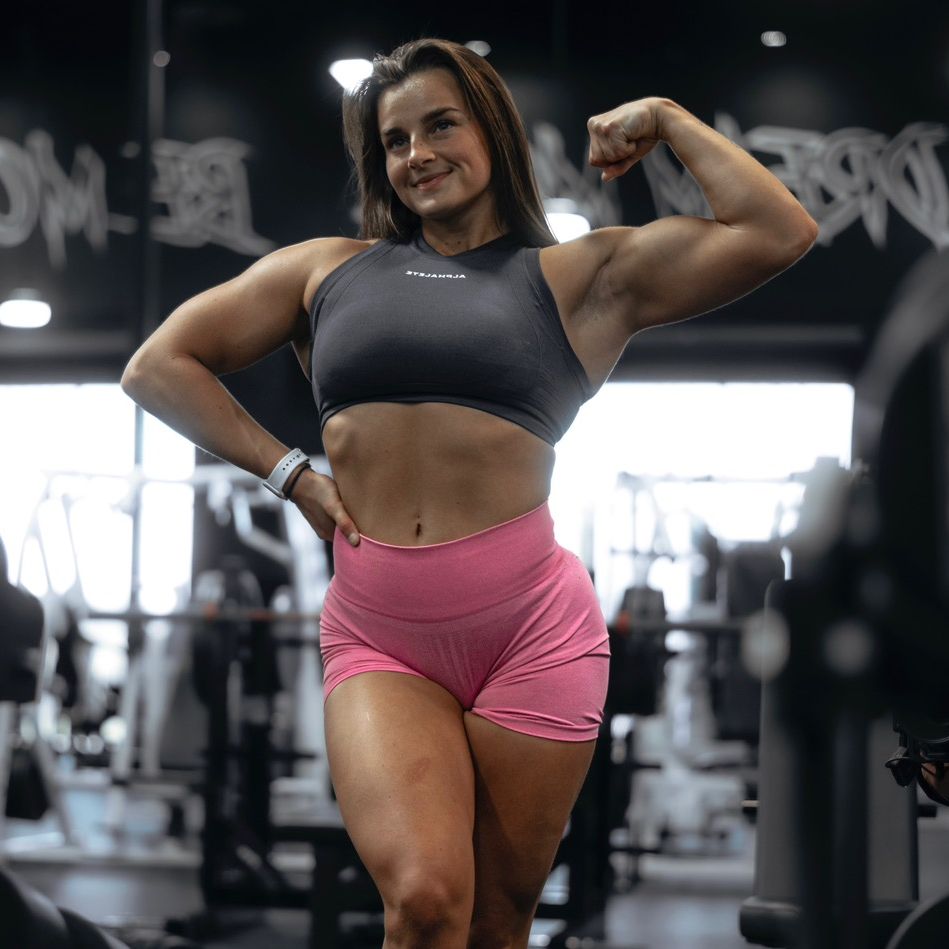 Janelle - Online Fitness Coach