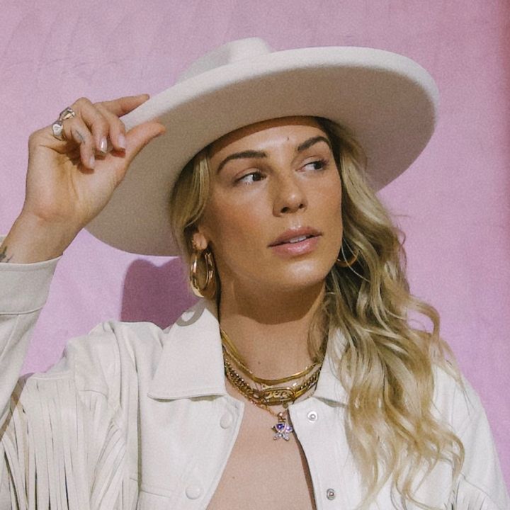 Jera Bean TikTok Expert