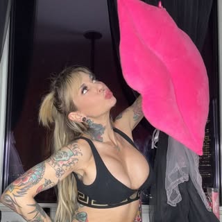 Joanna Angel