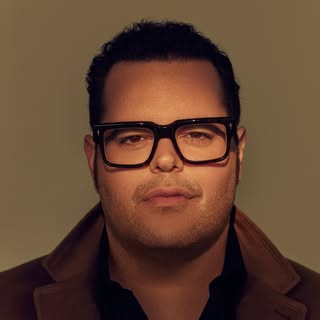 Josh Gad