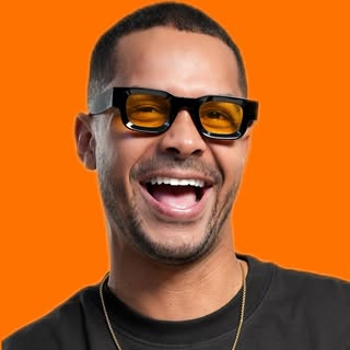 JR JUNIOR | COMEDIA