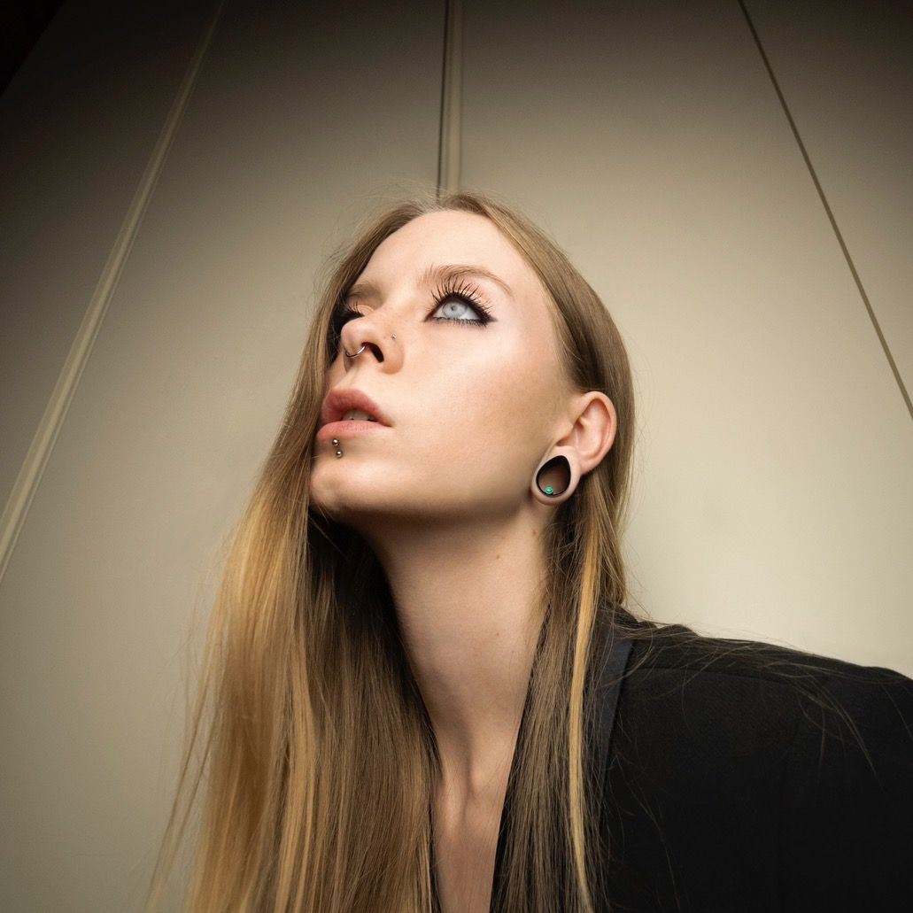 Giulia Broz - Foto & Video