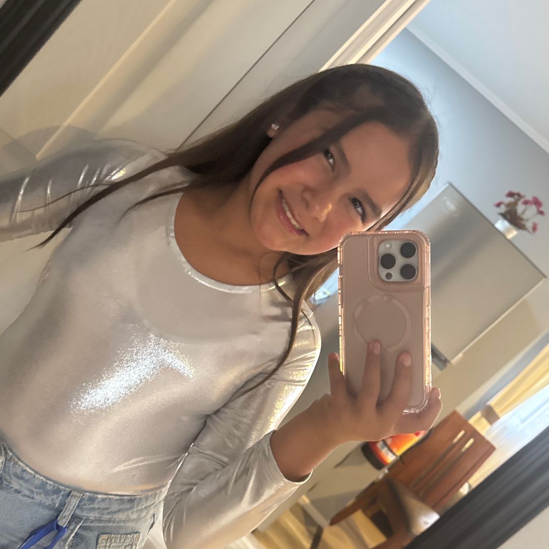Julieta lagos 👧🏻💕🇨🇱