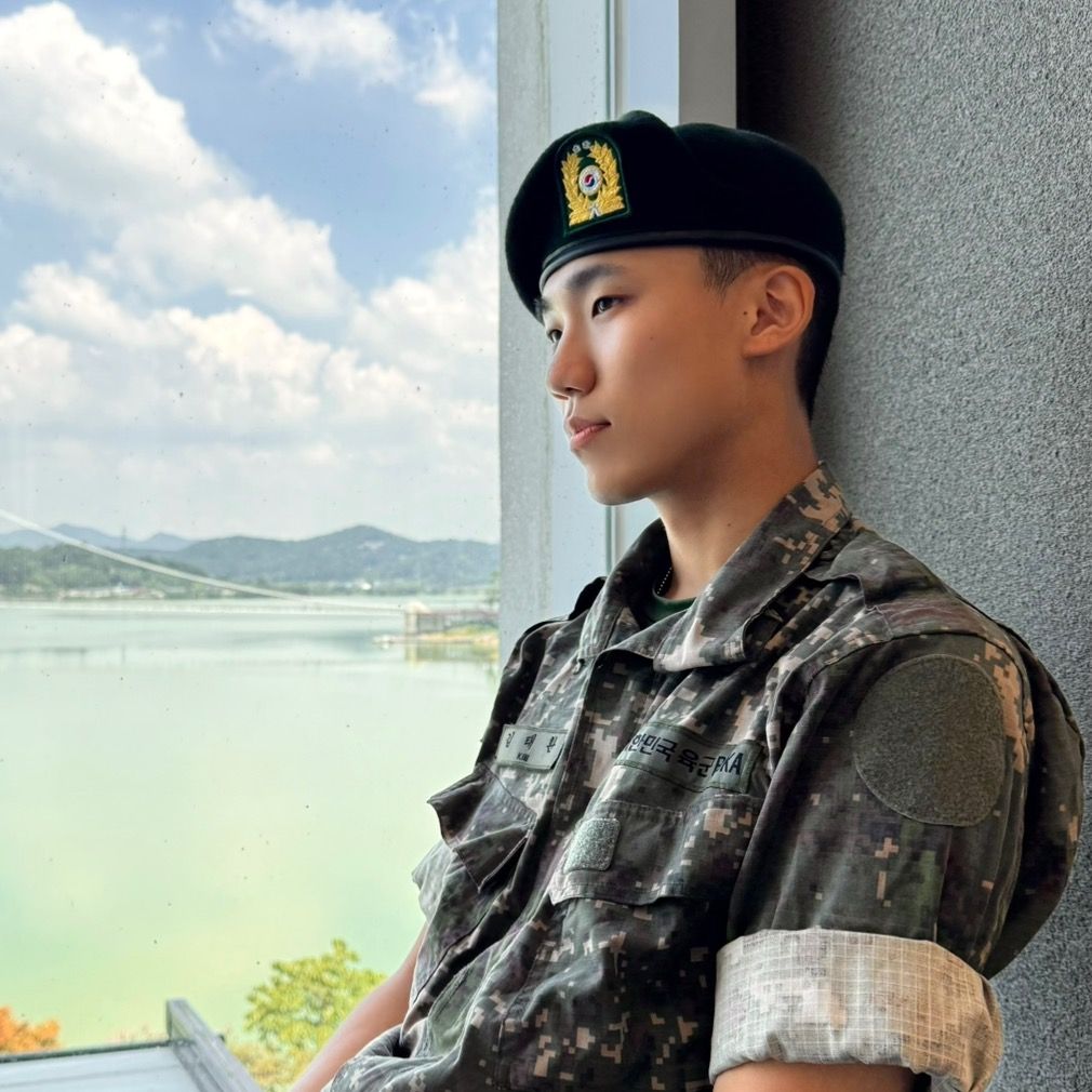 TaeHwan🇰🇷 / K.tae_11