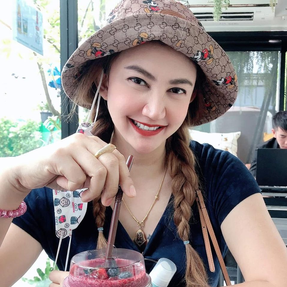 💸💰Kate Currency💰💸