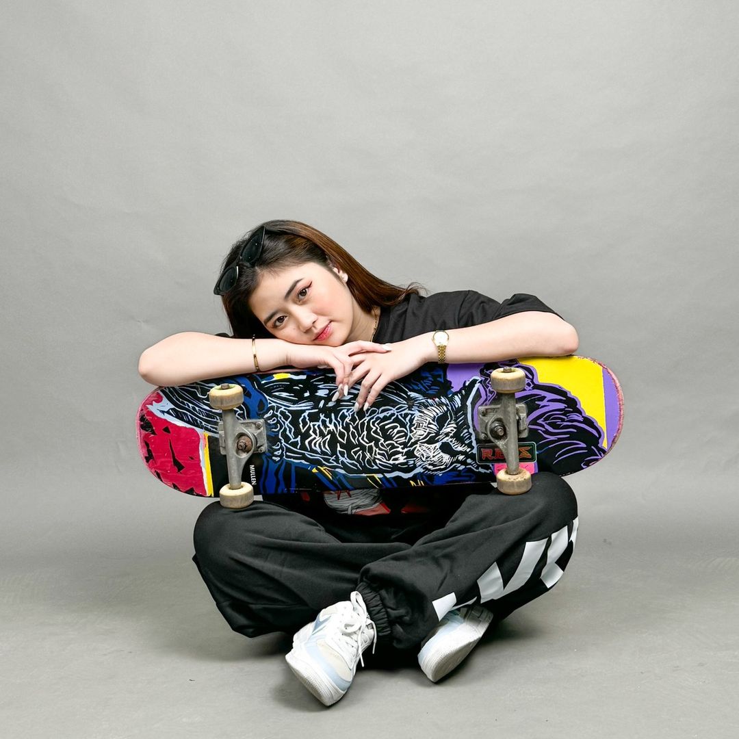 Camille Romero on YT