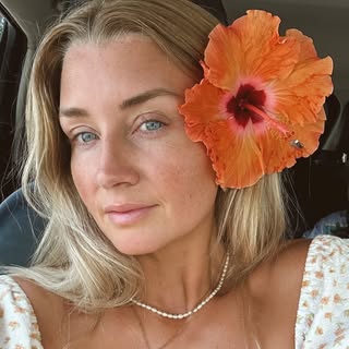 KAT KAMALANI