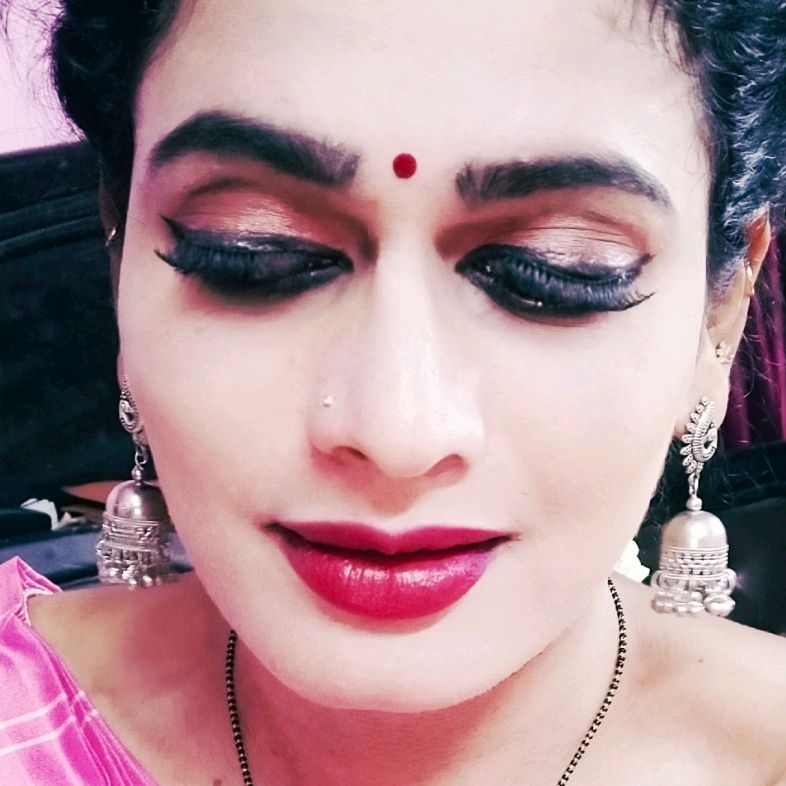 கவி.ஈஸ்வர்