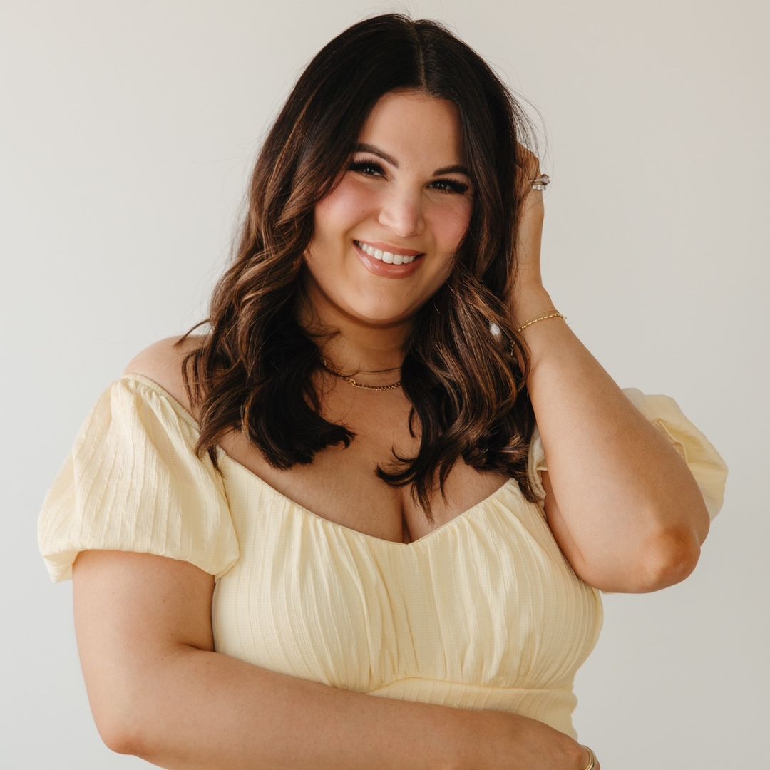 Kelly | Midsize Fashion