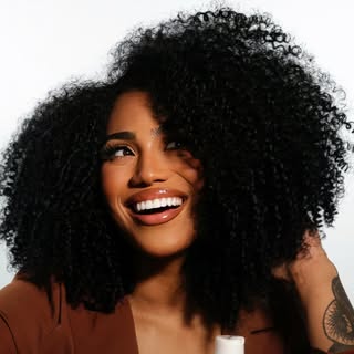 🇧🇷 KELLY PEREIRA