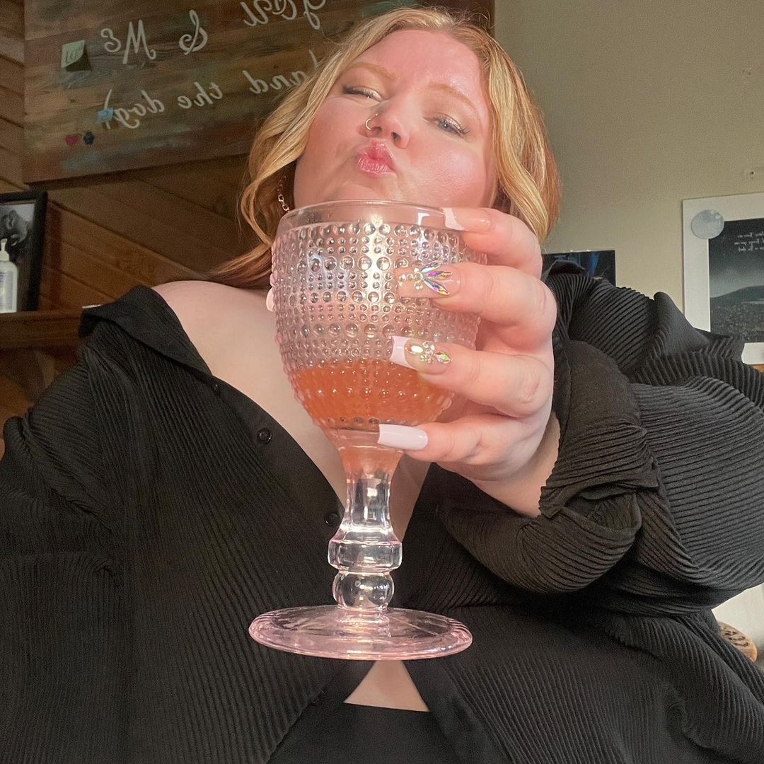 Kendra | Your Big Bawdy Bestie