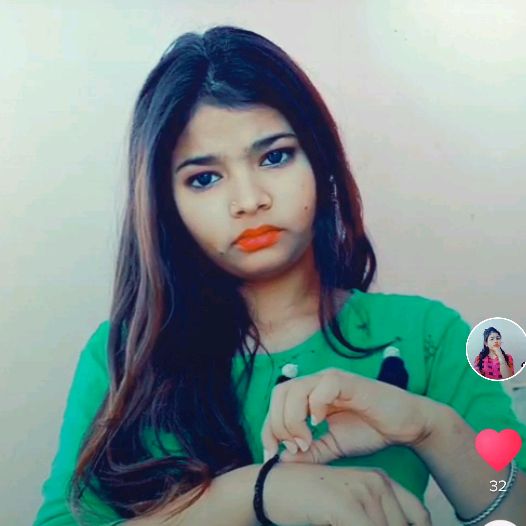 khushboo jakhauniya