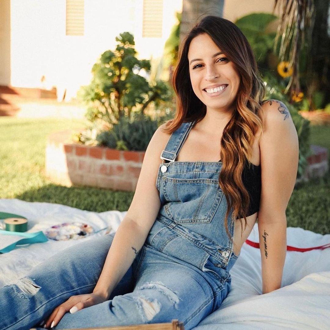 Kim the Grad Cap Artist🎓