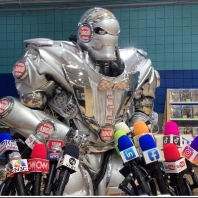 Celebrity Luxury Mr Robot